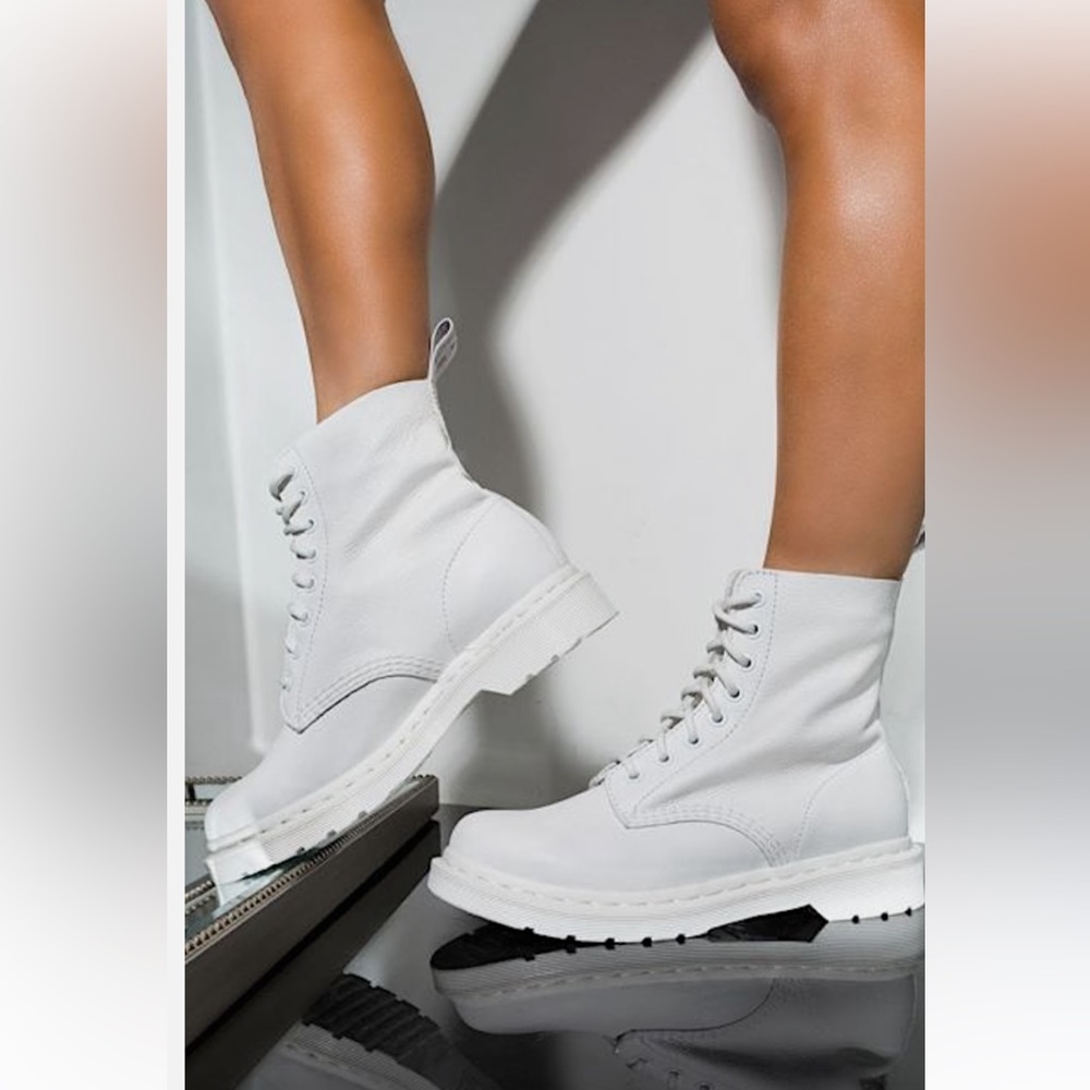 DR MARTENS AIR WAIR PASCAL MONO WHITE LACE-UP BOOTS